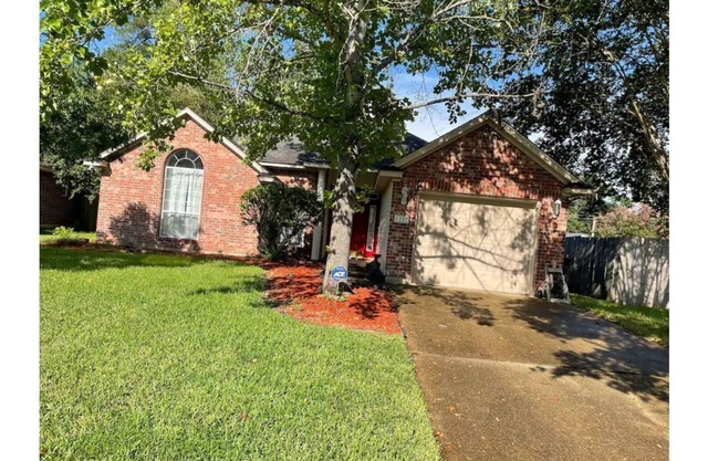 Cheerful 3-bedroom 2bathroom with garage