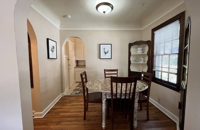 Cheerful two bedroom duplex