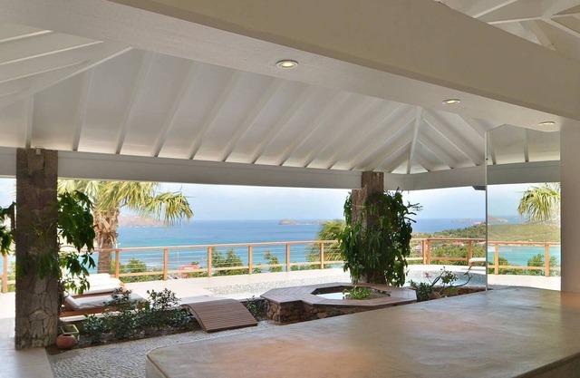 Chef included by Fantasia Villas: Villa Sunrise