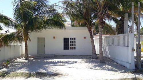Chelem Puerto Furnished House