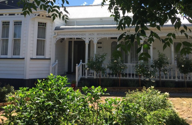 Chelsea House Bed & Breakfast