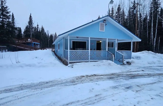 Chenas Aurora View Lodge.