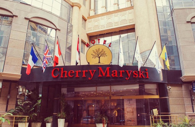 Cherry Maryski Hotel