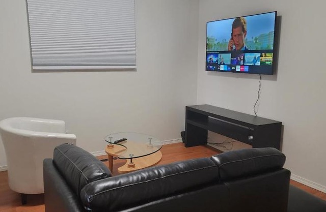 ChessKings Guest House - Unit 1