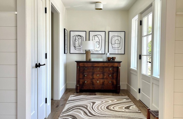 Chester Village Gem – Elegant Coastal Retreat Sleeps 6