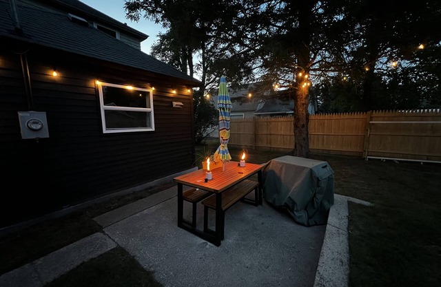 Chestnut Charmer 3-Bedroom Experience