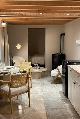 Chez Camille