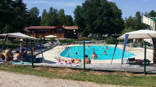 Chez Dom & Oli camping GINA PARK