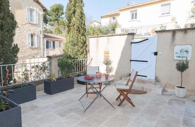 CHEZ GARANCE