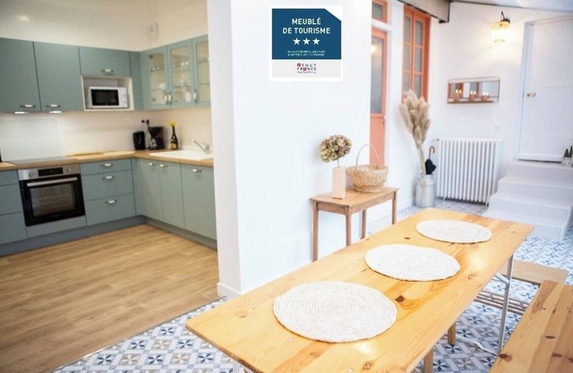 "Chez Mami" 3 star house 8 pers quiet City and train station on foot