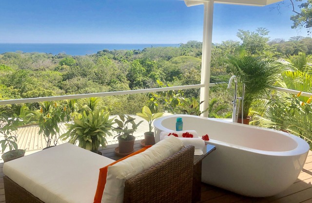 Chez Mu Luxury Villa - Increíbles vistas al océano y la jungla 1 Mi / Town ¡Nuevas fotos!