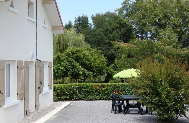 Chez Régine - Angoume