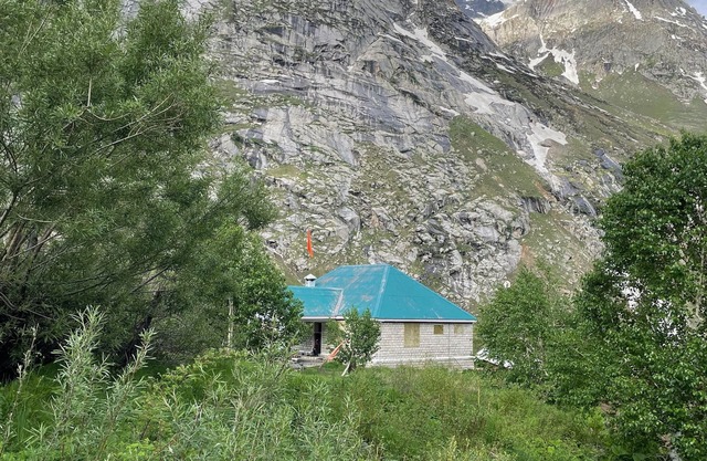 Chhatru Valley Stays