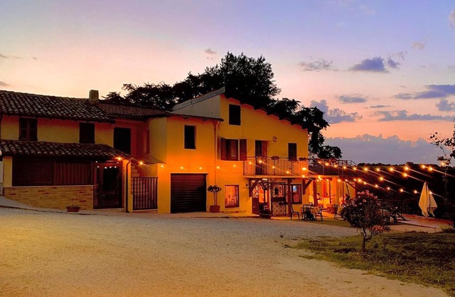 Chiaraluce Country House