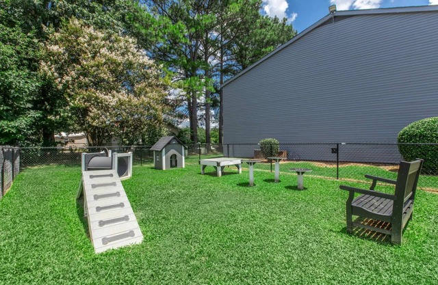 Chic 1-bedroom apartment with AC, fitness room in cool Huntsville
