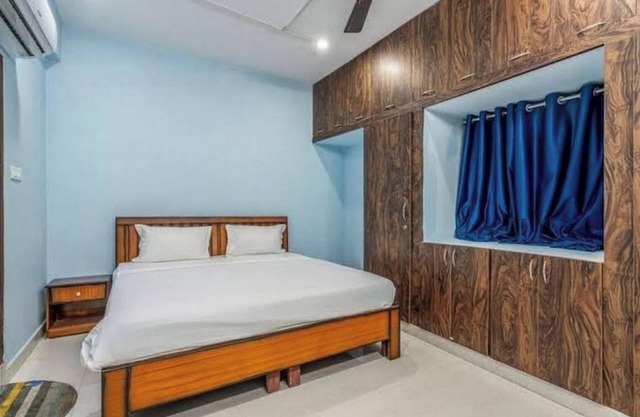Chic 2-bedroom apartment with AC, WiFi in fabulous Hyderabad