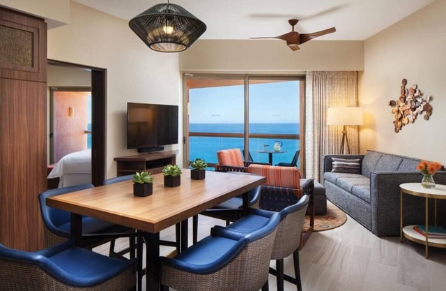 Two BR Villa with 2 balconies with ocean view!