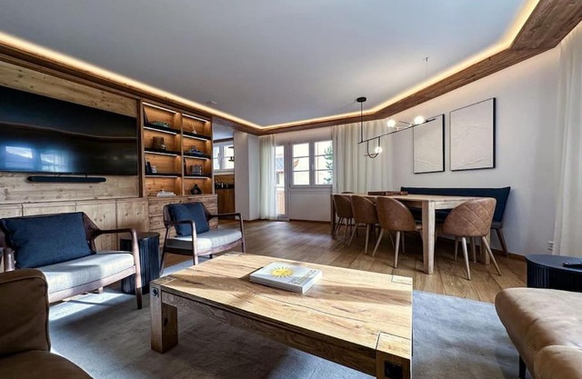 Chic Alpine Elegance: Designer Retreat in Samedan