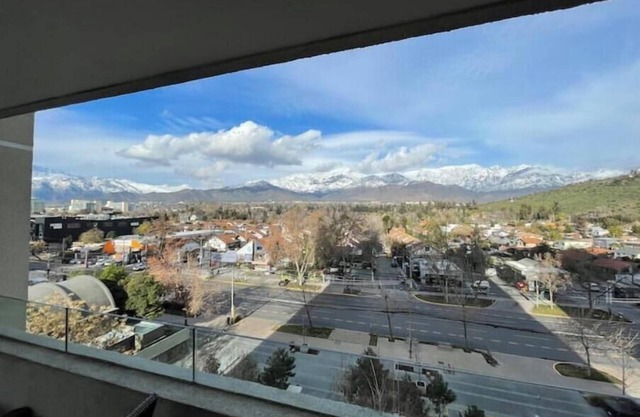 Exclusive Andes-Mountains-View Apartment 1BR +1 Office +2 Bath Rooms
