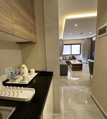 Chic Apartments For Rent ave0-7