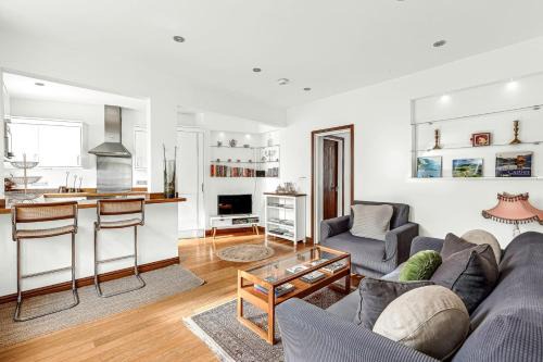 Chic & Central One Bed Flat