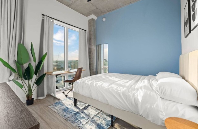 Chic Channelside Studio with High-Rise Views