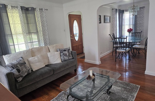 Chic City Charm Meets Comfort – Loaded with Amenities, A Great Family Getaway