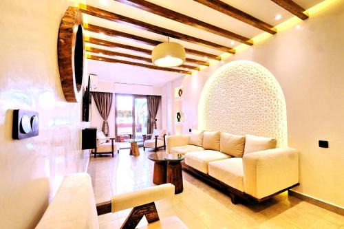 Chic & Comfort, Experience Marrakech differently