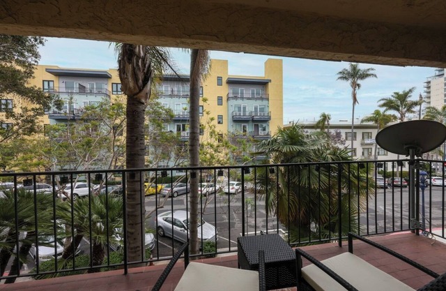 Chic Condo Steps from Petco Park