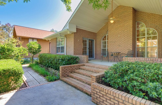Chic Home w/ Club Access Near Bay St Louis!