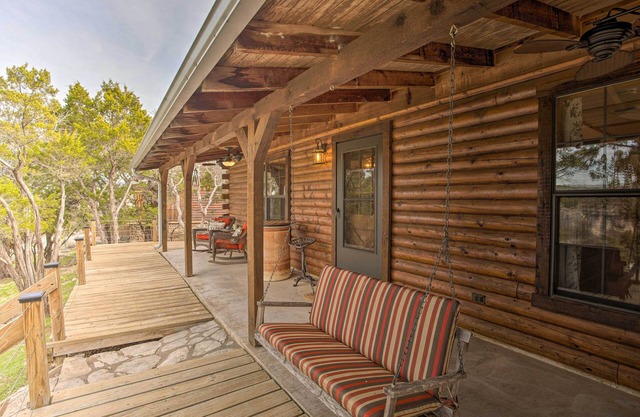 ¡NUEVO! Possum Kingdom Lake Cabin con vistas a Bluff Creek
