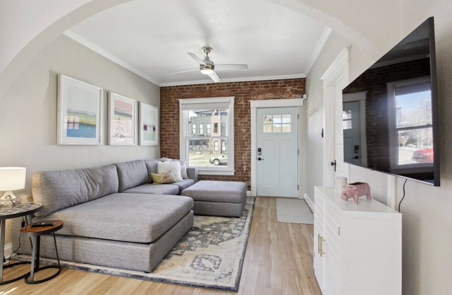 Chic, Luxurious Sunnyside Home