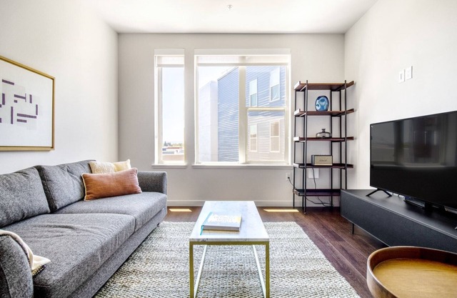 Chic Milpitas 1BR w/ Gym, Pool, walk to BART + Great Mall, by Blueground