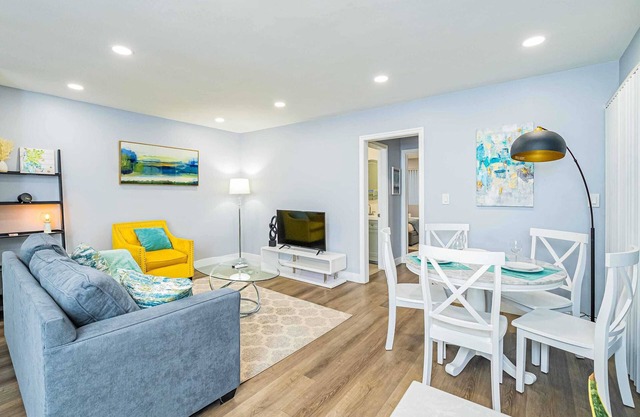 Chic Modern Hideaway w/ Patio Near LA Best Sights6