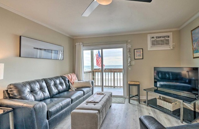 Chic Oceanfront North Topsail Beach Condo with Deck