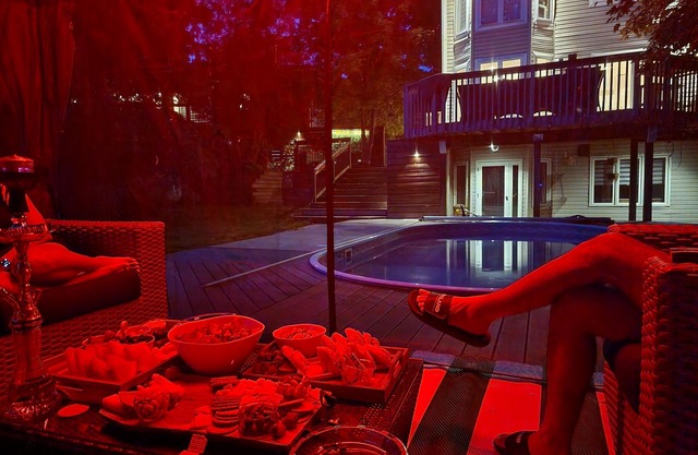 Chic & private pool 1Br + sofa bed walkout apartment jaccuzi spa & gym