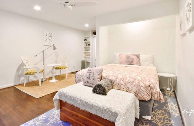 Chic Retreat in Museum District with Communal Pool