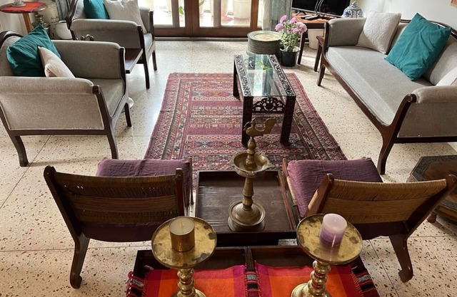 Chic South Delhi 3-bed penthouse apartment with pvt terrace -- 5 mins from Metro