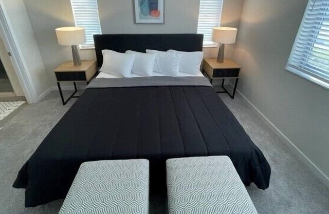 Chic & Spacious 2Bed/2Bath Apartment with Premium Amenities