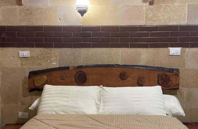 Chic studio with WiFi and AC in awesome Cairo Governorate