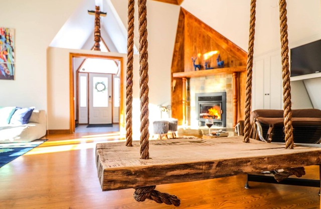 Chic Tipi & Spa / Pool table -10 min Saint-Sauveur Village
