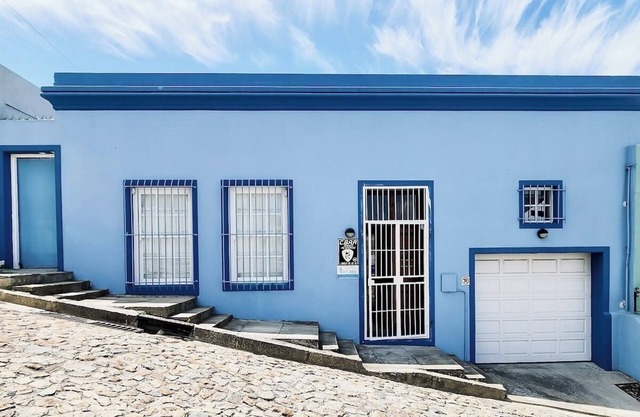 Chic Urban Escape – 2BR in Vibrant CPT