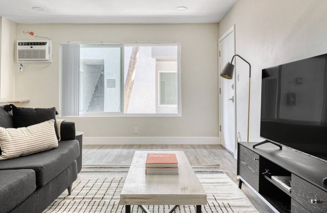 Chic Valley Village 2BR w/ Pool & BBQ, near TJ & Bars, by Blueground