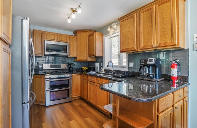 Chicago Rental - W Berwyn Ave