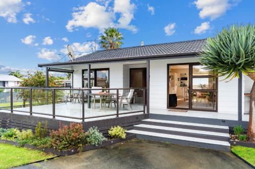 Chillax - Mangawhai Heads Holiday Home