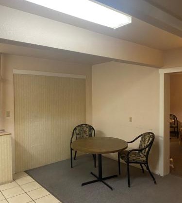Chinook Motel