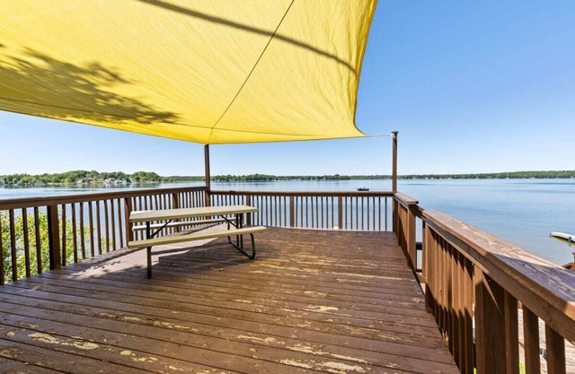 Chippewa Bluffs Resort Spacious Combined 4BR 4BA Cabins