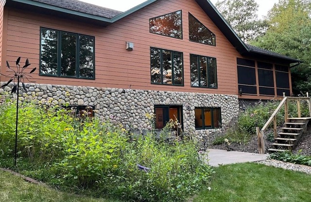 Chippewa Flowage Lake Home! Private location with your own dock!