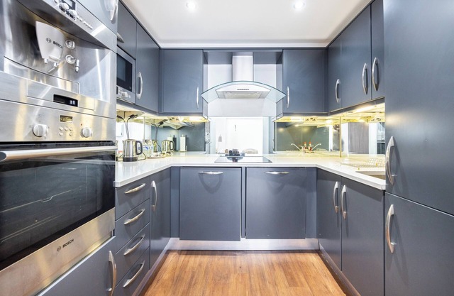 Chizzy Superior One Bed Apartment