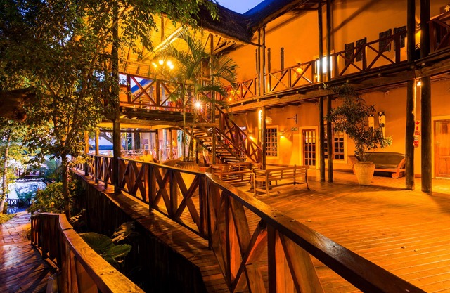 Chobe Marina Lodge